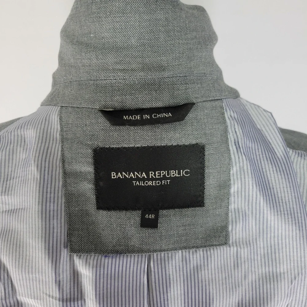 Banana Republic Men's Sport Coat Blazer Two Button Gray Cotton‎ Tailored Fit 44R